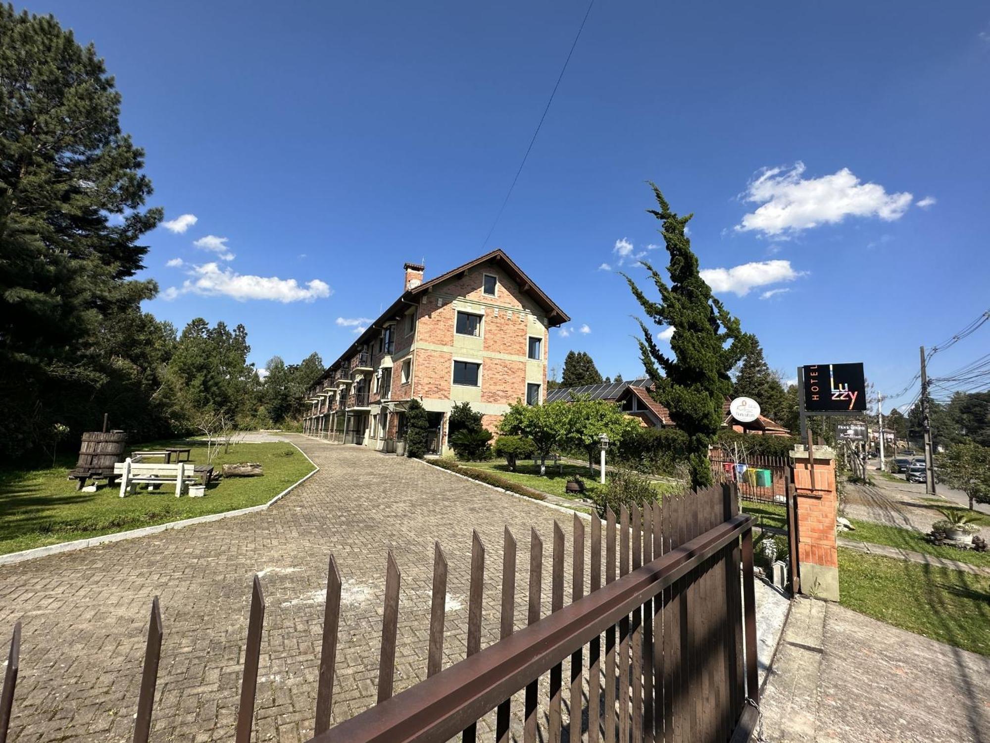 Luzzy Hotel Canela Zewnętrze zdjęcie